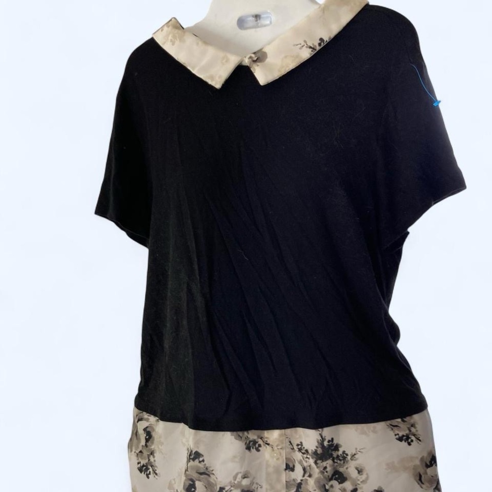 Black and white floral collared blouse and trim with buttons M Elle